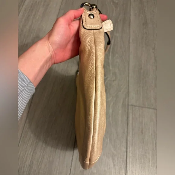 Coach Kristen purse handbag in beautiful pebbled leather. Pearlescent in EUC. - Picture 8 of 15